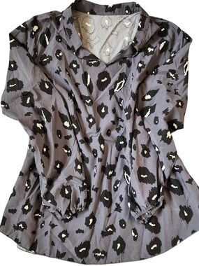 Womens Gray Animal Print Blouse - Black & Gray